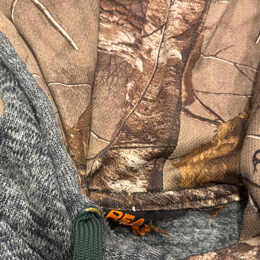 Realtree Green & Gray Camo-Trim Pullover Hoodie - Picture 6 of 7